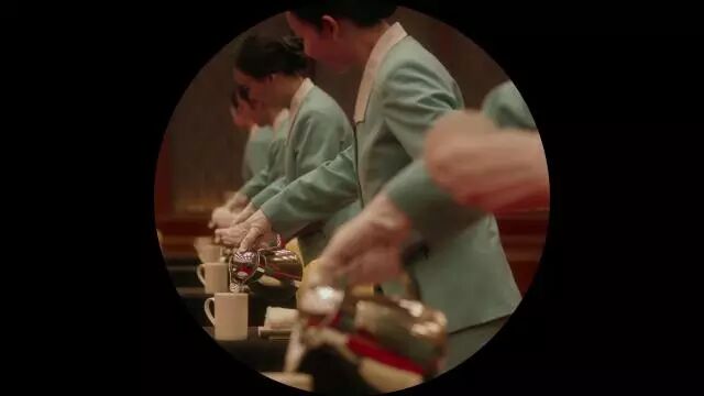 吐槽两点: