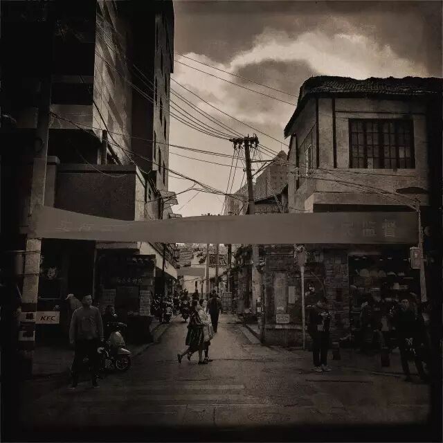 升州路南,黑廊巷入口